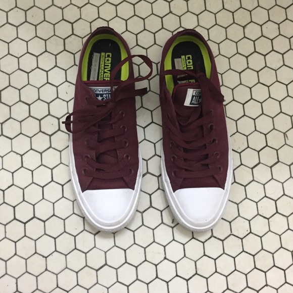 Maroon Converse🕶