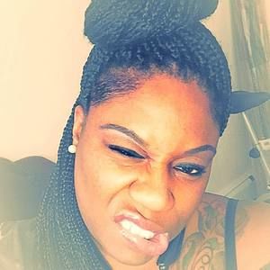 Meet your Posher, Queen