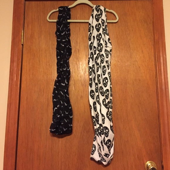 Scarfs