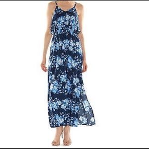 Blue floral print spaghetti strap maxi dress
