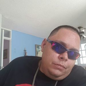 Meet your Posher, Noel