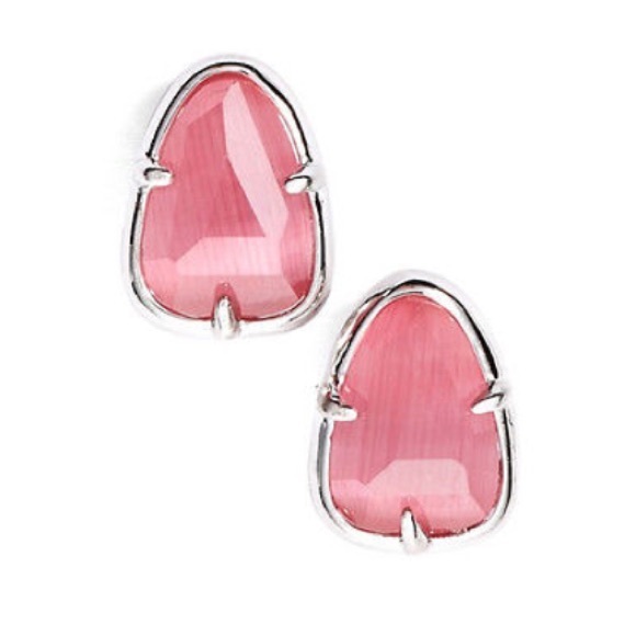 Kendra Scott Jewelry - NWT- Kendra Scott Hazel Studs in 'Rose Pink'