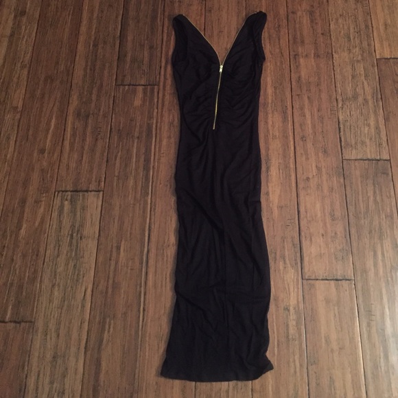 [HOST PICK] Backless Dress with Zip Up Front - Picture 3 of 4