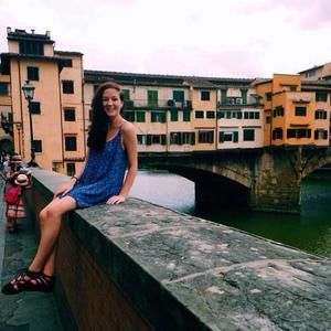 Meet your Posher, Caroline