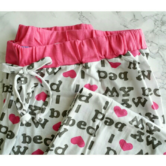 "I Love My Bed" Cozy Pajama Pants Hearts - Picture 3 of 3