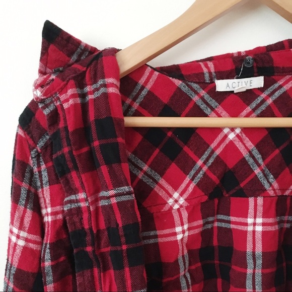 Red flannel - Picture 2 of 2