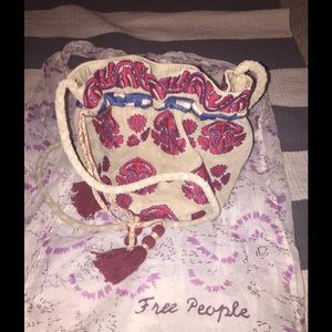 Free people cross body.