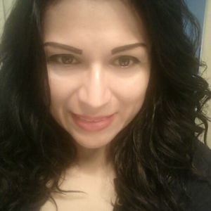 Meet your Posher, Rina