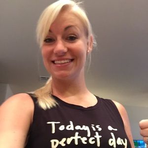 Meet your Posher, Hallie