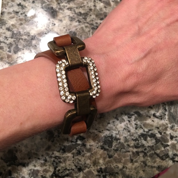 Brown bracelet with rhinestones and bronze
