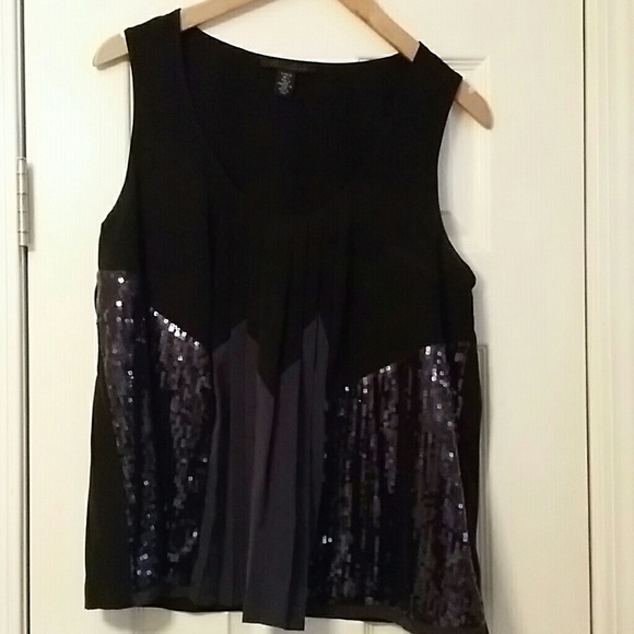 Kenneth Cole top