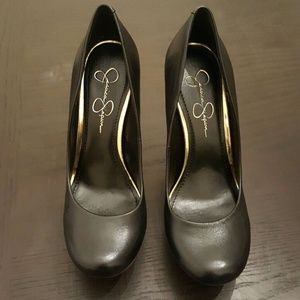 Jessica Simpson Platform Pump