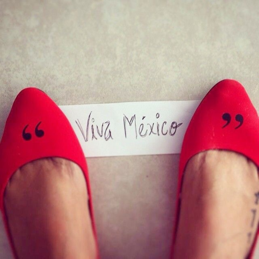 Quotation red Flats - Loly in the Sky