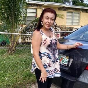 Meet your Posher, Josefa