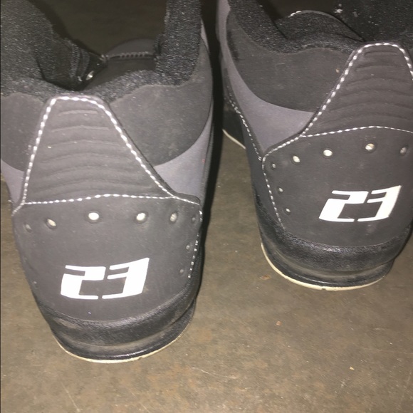 Jordans - Picture 2 of 4