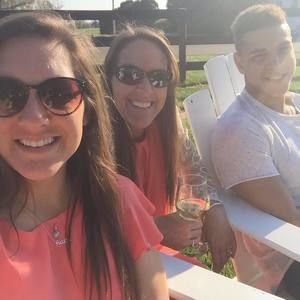 Meet your Posher, Melissa