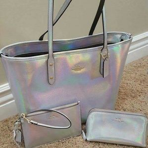 Coach Hologram Tote bag set! NWT