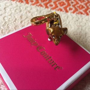 NIB NWT RARE Dachshund in a Hot Dog Bun Charm 🐶🌭