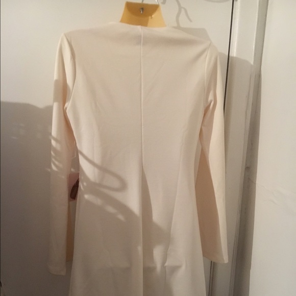 Dress - Picture 4 of 4
