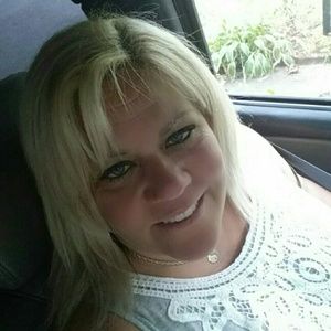 Meet your Posher, Sandy