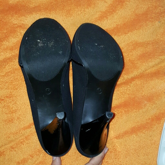 Heels - Picture 2 of 2