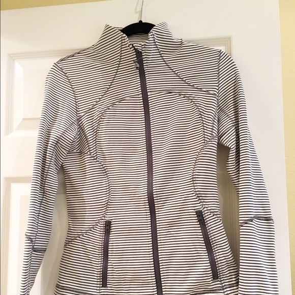 lululemon athletica Jackets & Blazers - lululemon Define Jacket