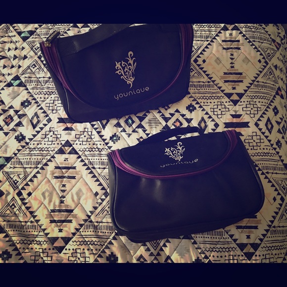 ❌SOLD❌Younique Makeup Bag