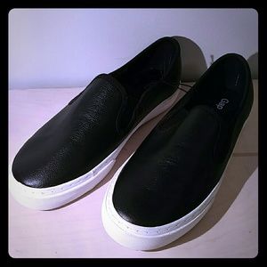 Black leather slip on sneaker