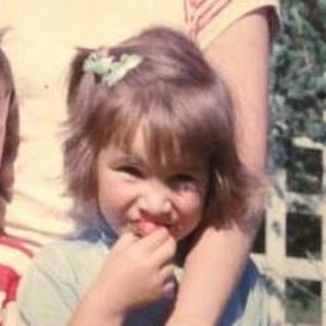 Meet your Posher, Laurie