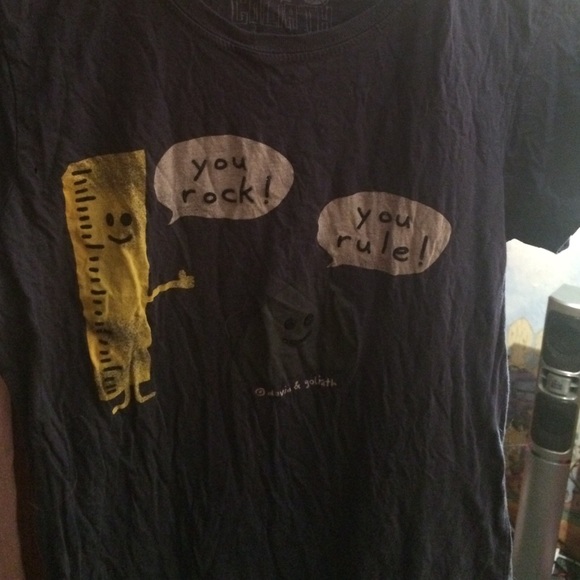 SOLD David and Goliath 4 T-Shirts bundle - Picture 3 of 4