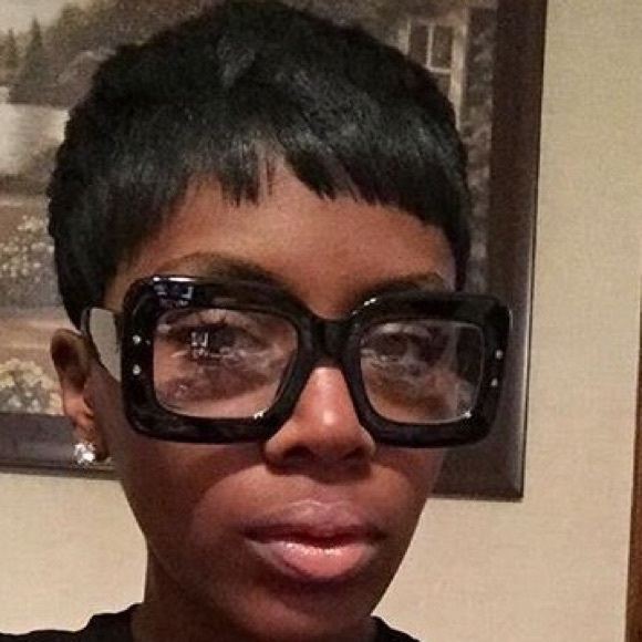 Oversized square frames