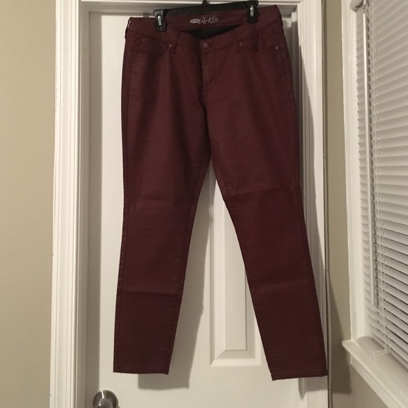 ❌SOLD❌Old Navy Rockstar Coated Skinny Jeans