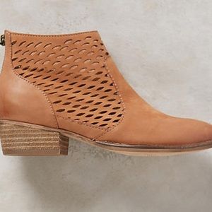 Seychelles Way Point Ankle Boots