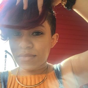 Meet your Posher, Jasmine