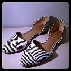 Super cute summer time flat