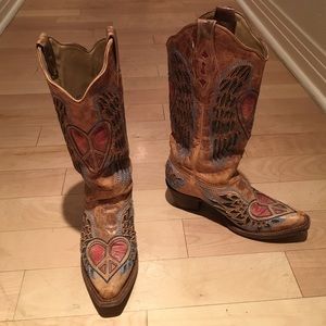 Authentic Corral Tan Embroidered Cowboy Boots