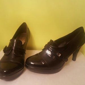 Dark Brown Closed-Toe Heel