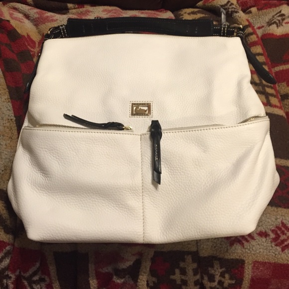 New Dooney & Bourke white purse.
