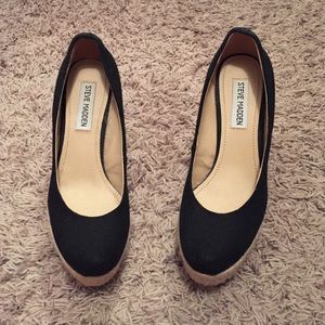 Black Steve Madden platform espadrilles