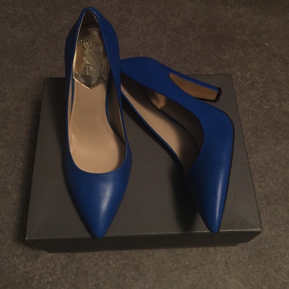 Vince Camuto Pumps