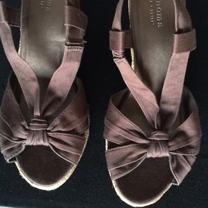 ✨ SALE ✨ Sonoma wedge sandals cute!