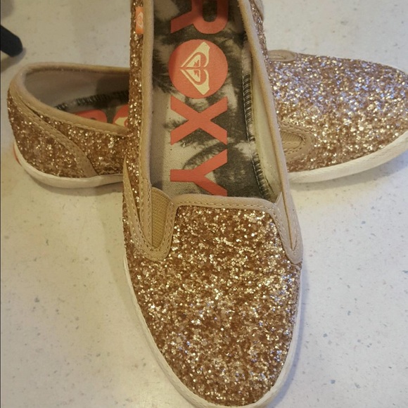 Roxy slip ons