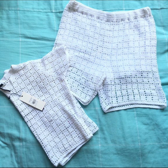 SOLD. Topshop 2 Piece Limited Edition - Picture 2 of 4