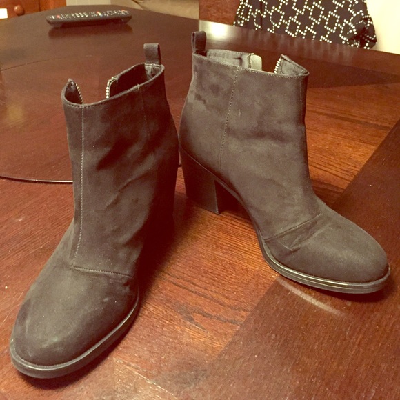 Ankle boots