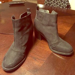 Ankle boots