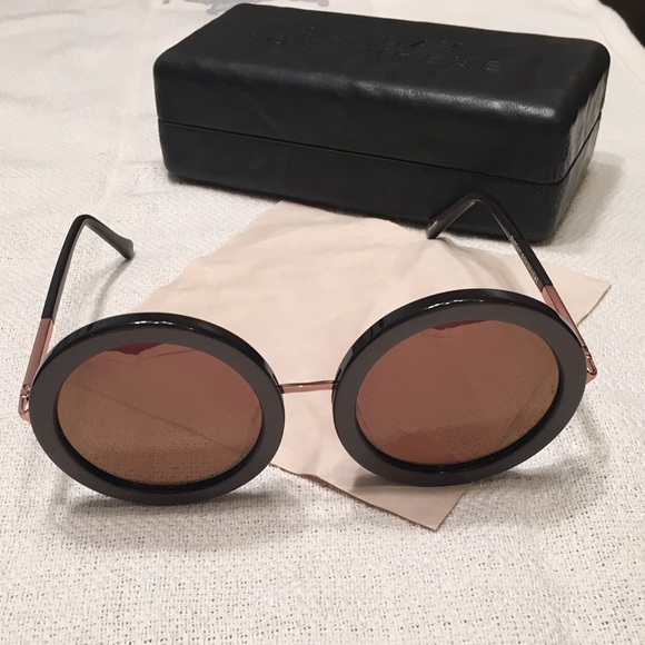 Round rose gold mirror sunglasses