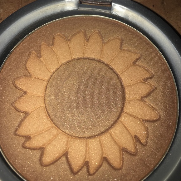 Physicians Formula bronzer