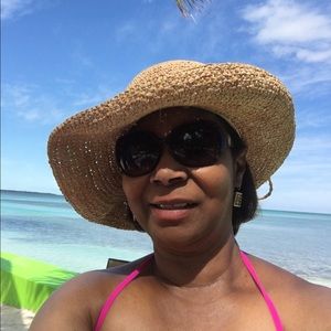 Meet your Posher, Jackie