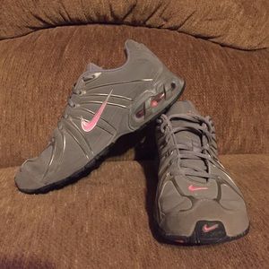 Women's Nike Air Max size 9