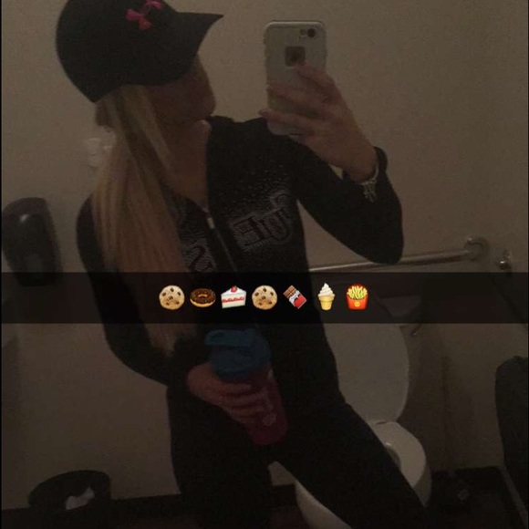 Guess sweater